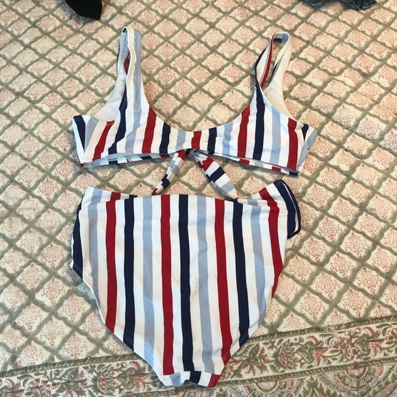 Bathing suit - Picture 4 of 6